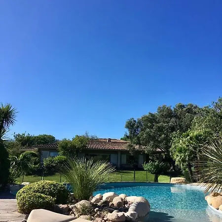 Cala Rossa Vila